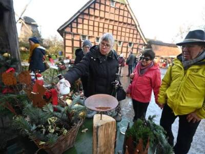 Nicolausmarkt museumdorf Cloppenburg